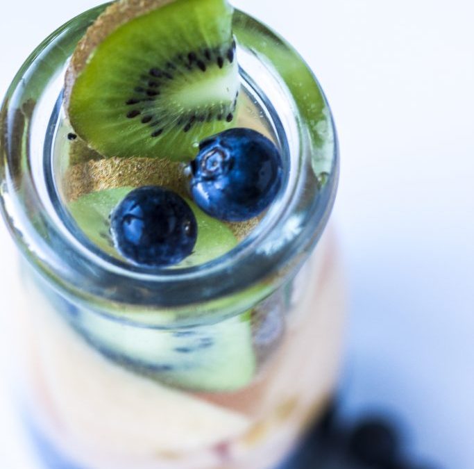 kiwi-cantaloupe-blueberry-water